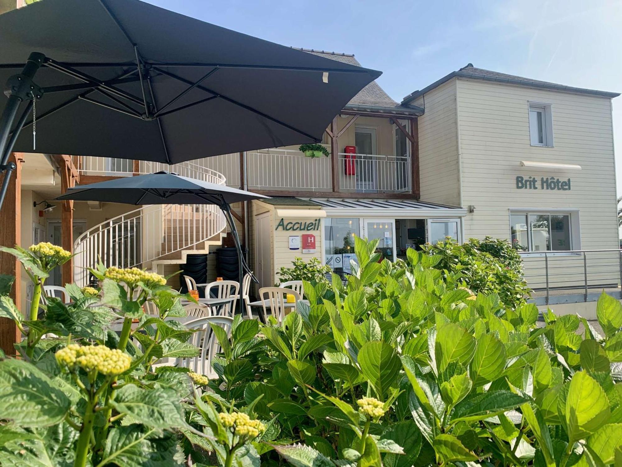 Brit Hotel Lannion-Perros Guirec Exterior foto