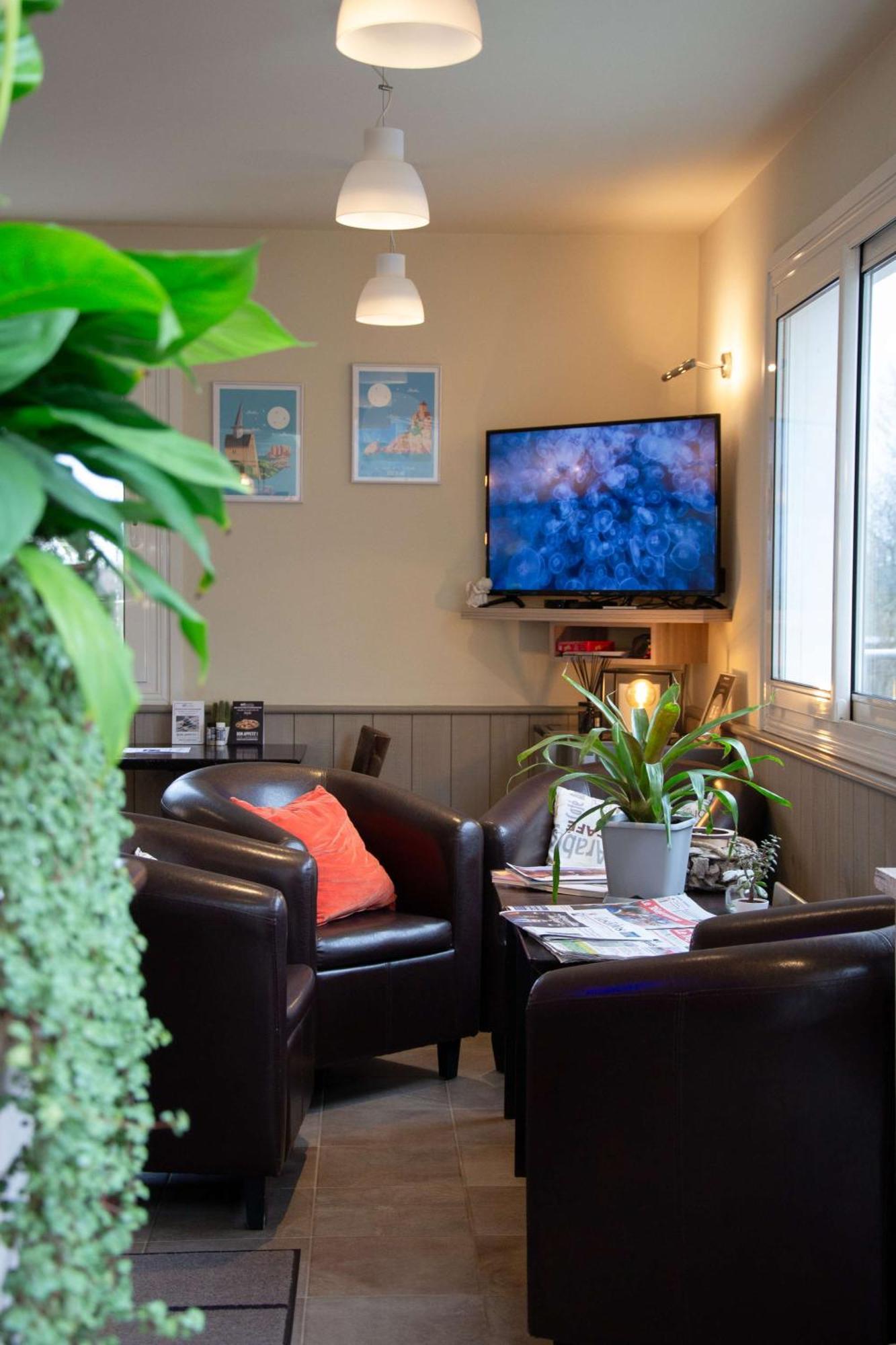 Brit Hotel Lannion-Perros Guirec Exterior foto
