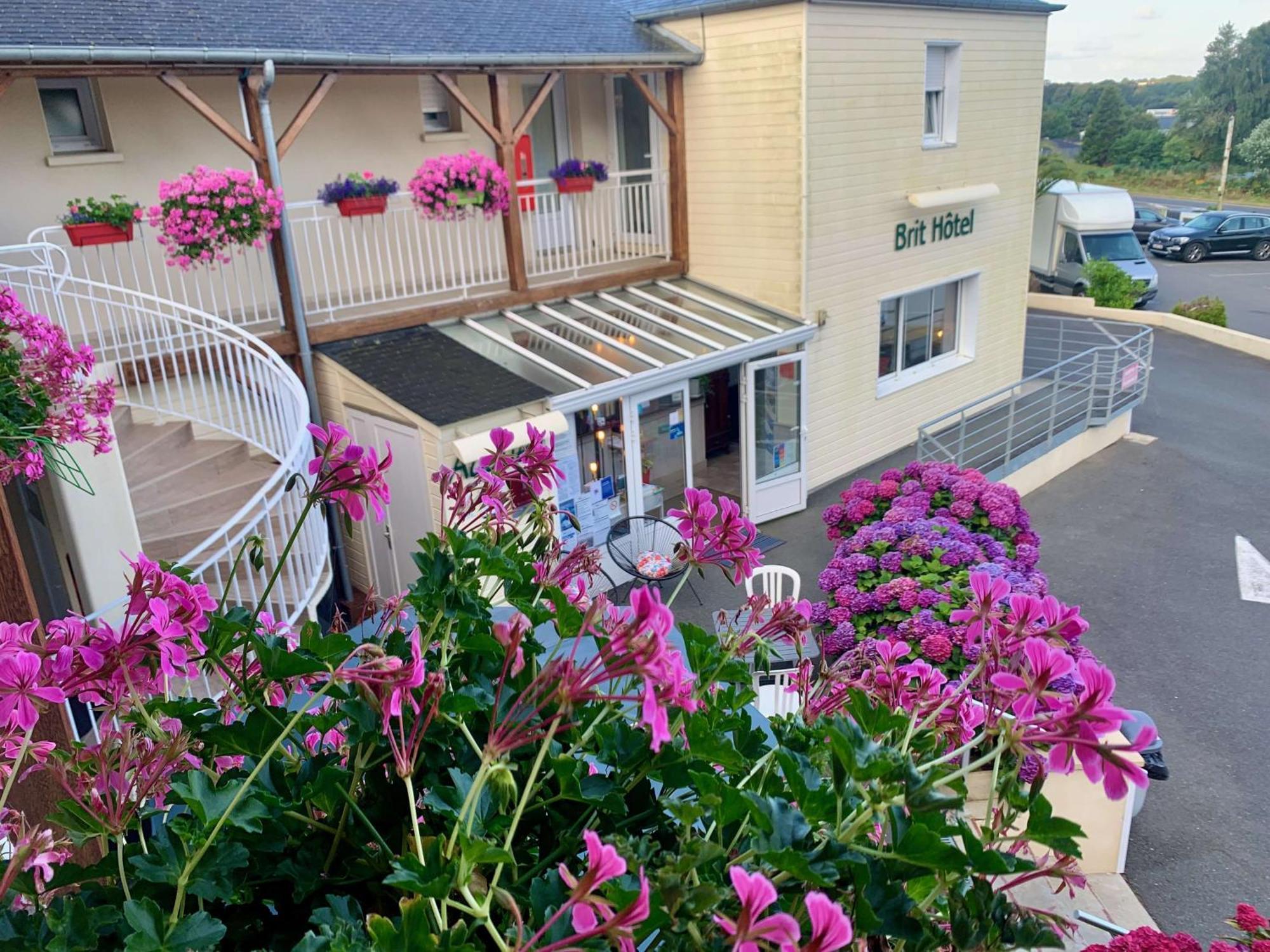Brit Hotel Lannion-Perros Guirec Exterior foto