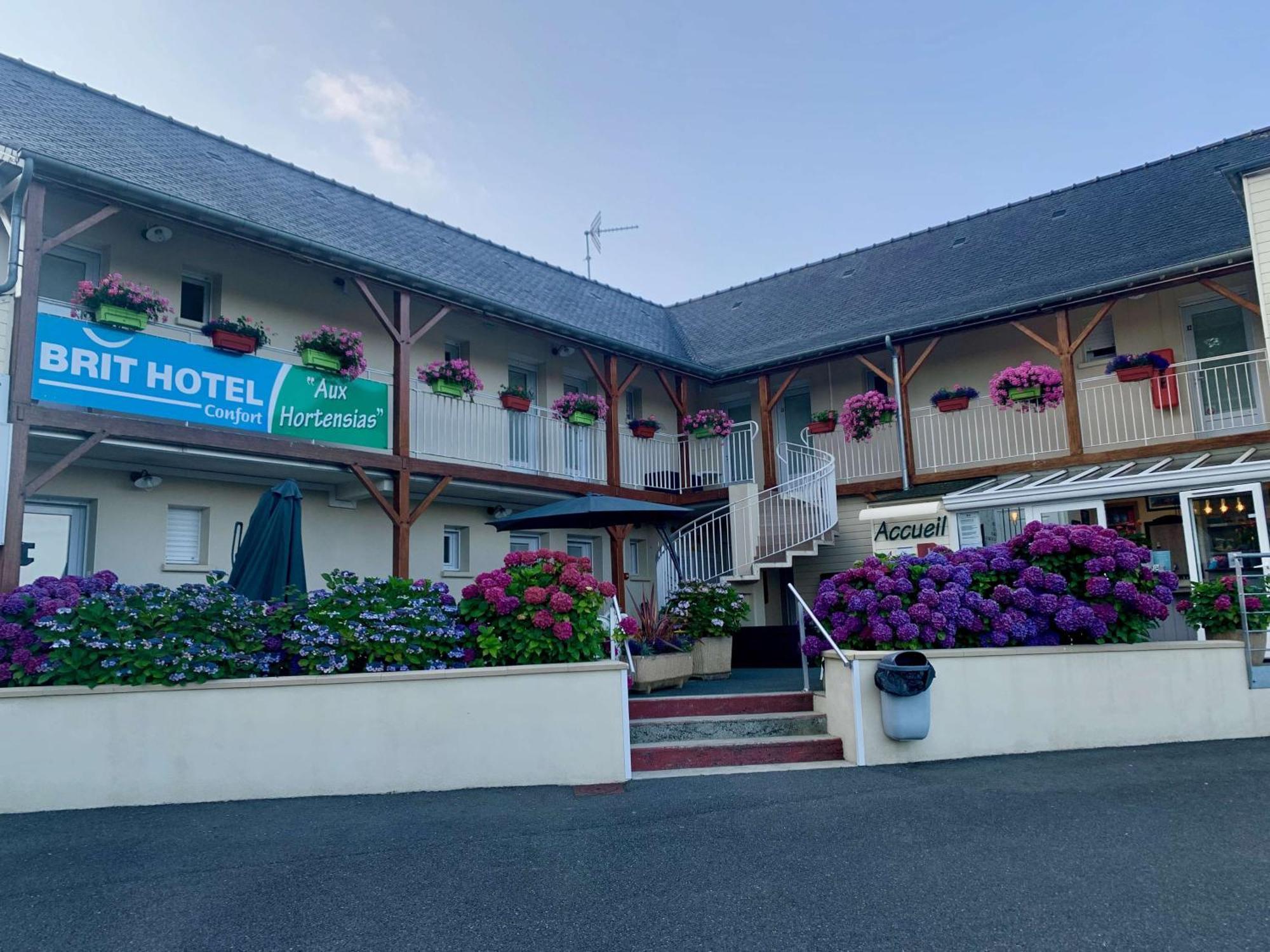 Brit Hotel Lannion-Perros Guirec Exterior foto