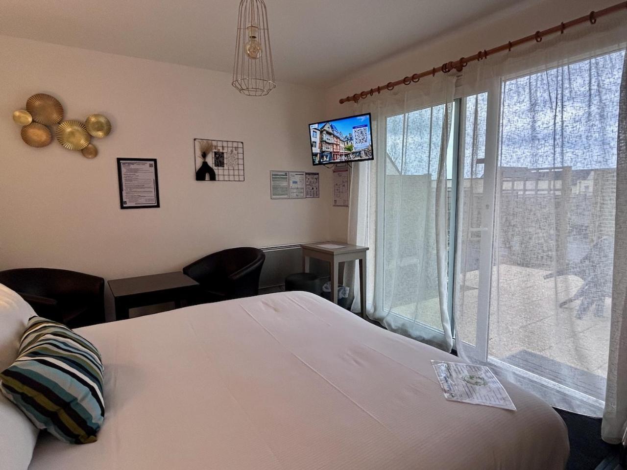 Brit Hotel Lannion-Perros Guirec Exterior foto