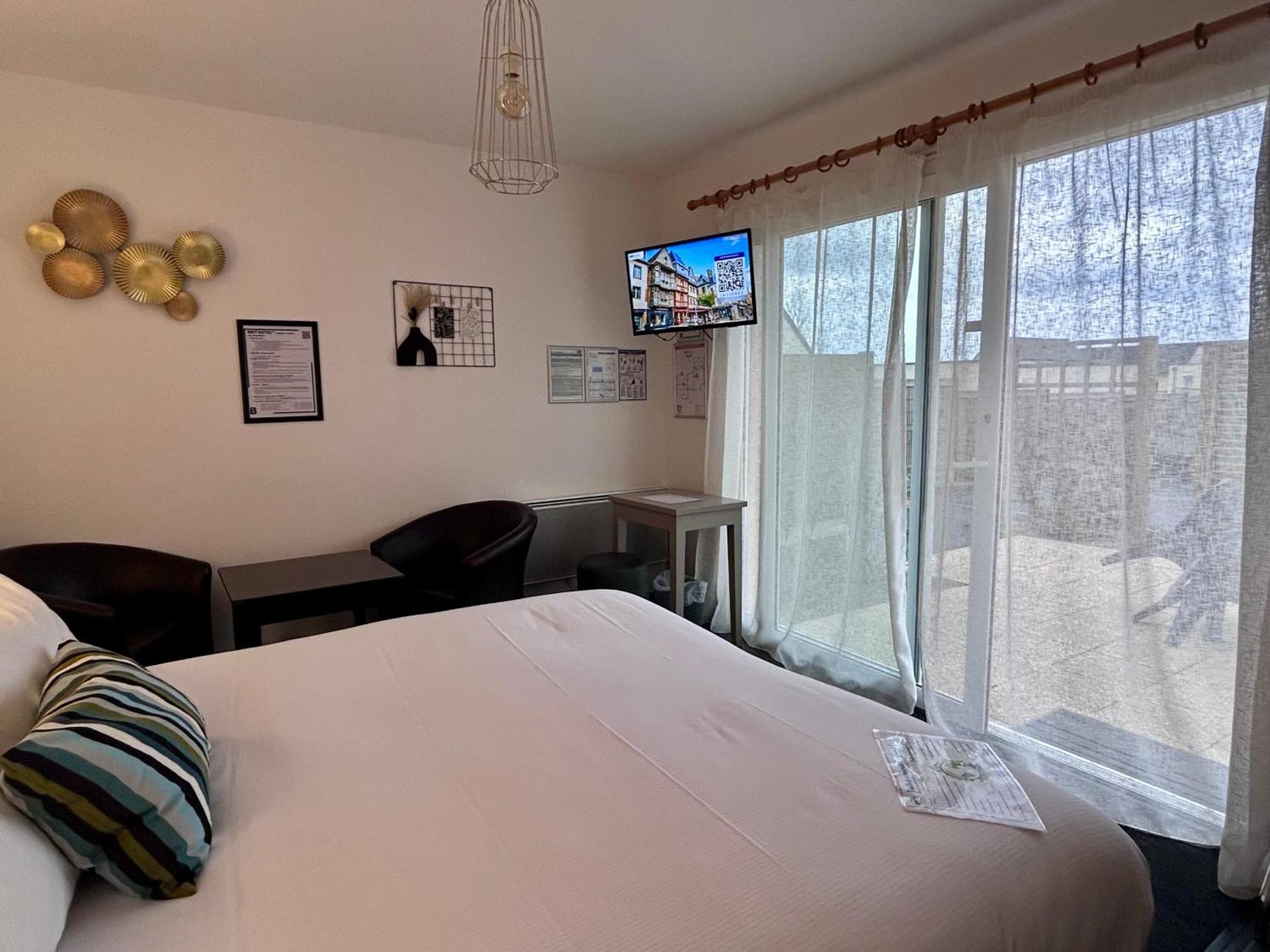 Brit Hotel Lannion-Perros Guirec Exterior foto